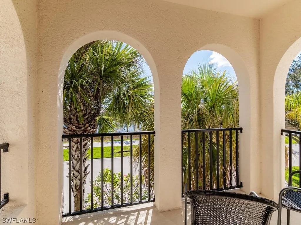 8286 Josefa Way Naples FL 34114