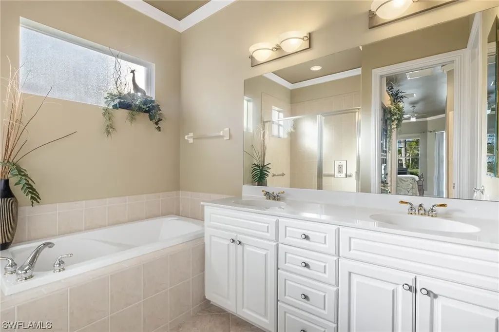 6872 Bent Grass Drive Naples FL 34113