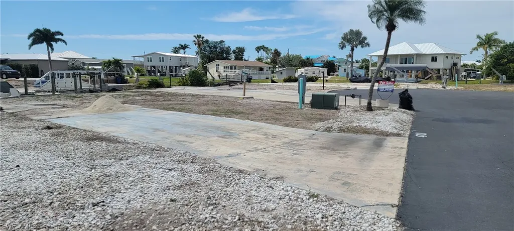 4701 Lahaina Lane Bonita Springs FL 34134