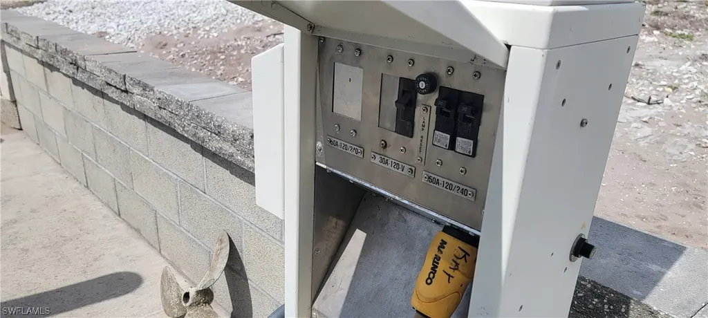 4701 Lahaina Lane Bonita Springs FL 34134