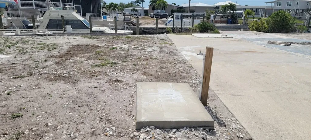 4701 Lahaina Lane Bonita Springs FL 34134