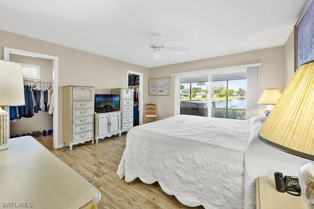 245 Marseille Drive Naples FL 34112
