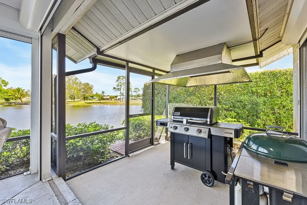 245 Marseille Drive Naples FL 34112