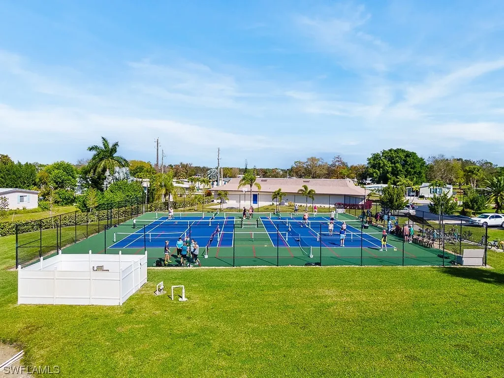 245 Marseille Drive Naples FL 34112
