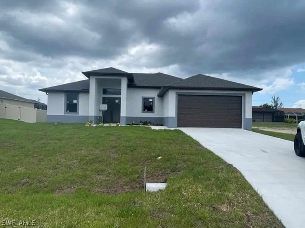 2507 Ne 1st Avenue Cape Coral FL 33909