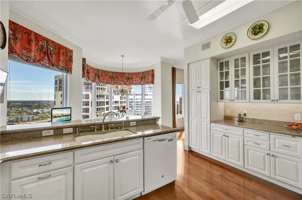 4251 Gulf Shore Boulevard N Naples FL 34103