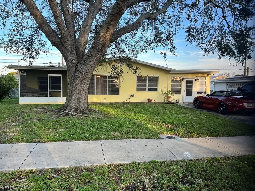 4303 Ellen Avenue Fort Myers FL 33901