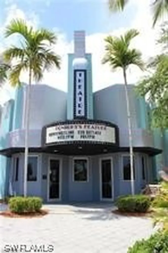 9145 Chula Vista Street Naples FL 34113