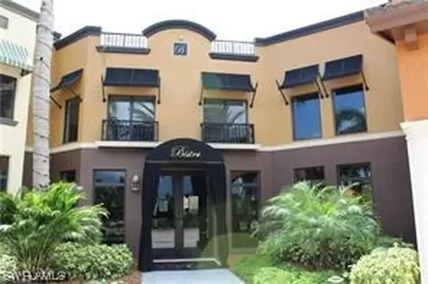 9145 Chula Vista Street Naples FL 34113