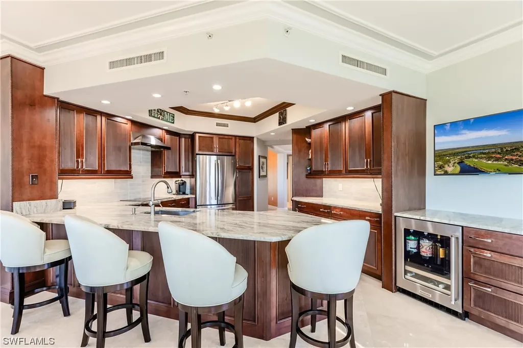 1060 Borghese Lane Naples FL 34114