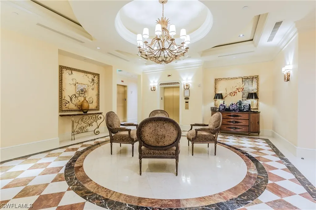 1060 Borghese Lane Naples FL 34114