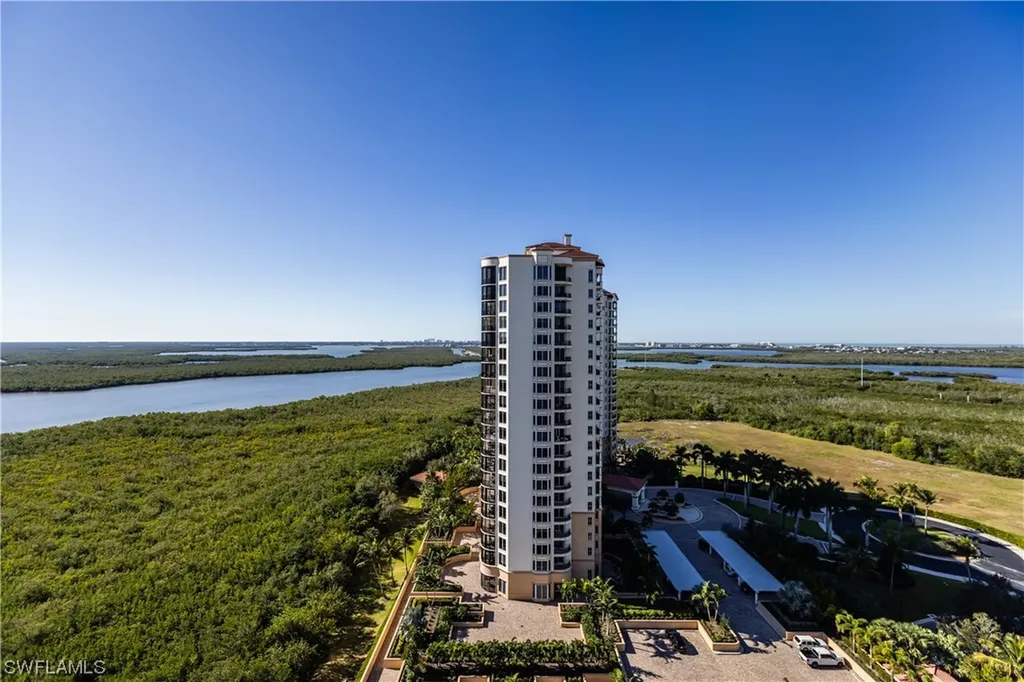 1060 Borghese Lane Naples FL 34114