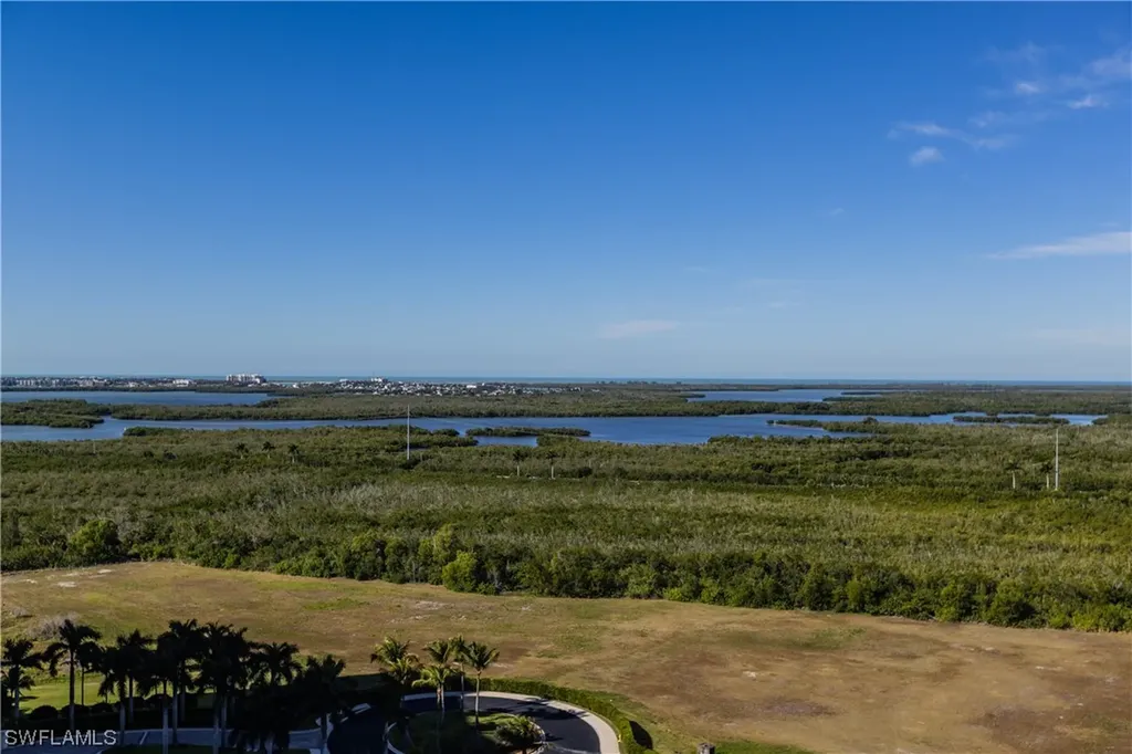 1060 Borghese Lane Naples FL 34114