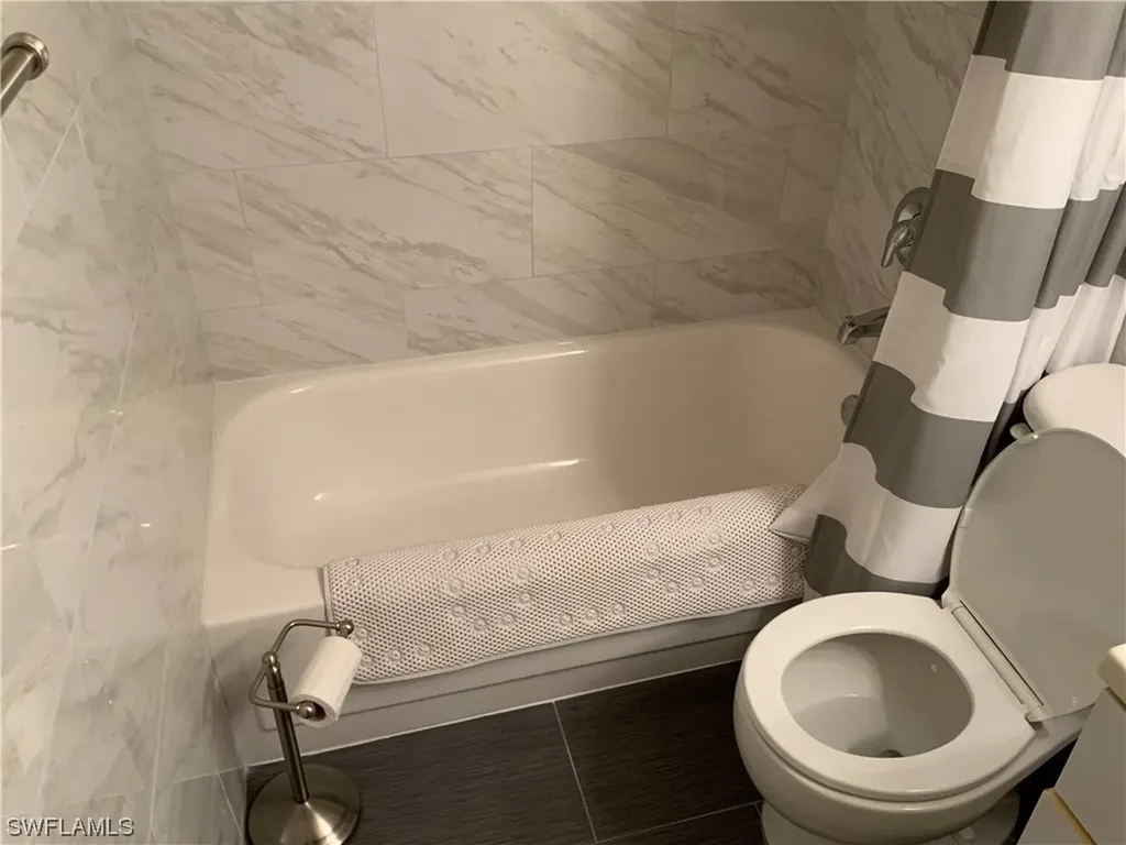 7055 New Post Drive North Fort Myers FL 33917