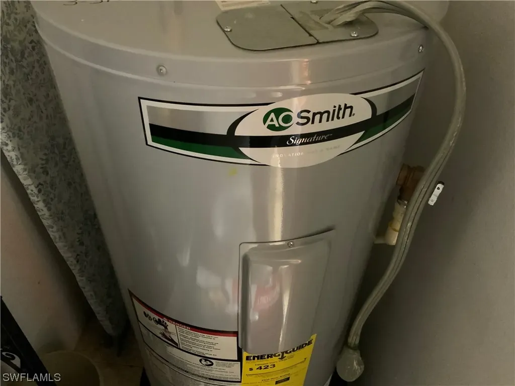 7055 New Post Drive North Fort Myers FL 33917