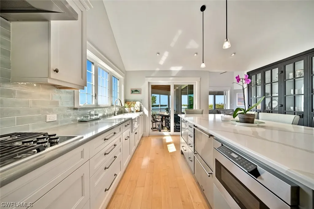 5436 Shearwater Drive Sanibel FL 33957