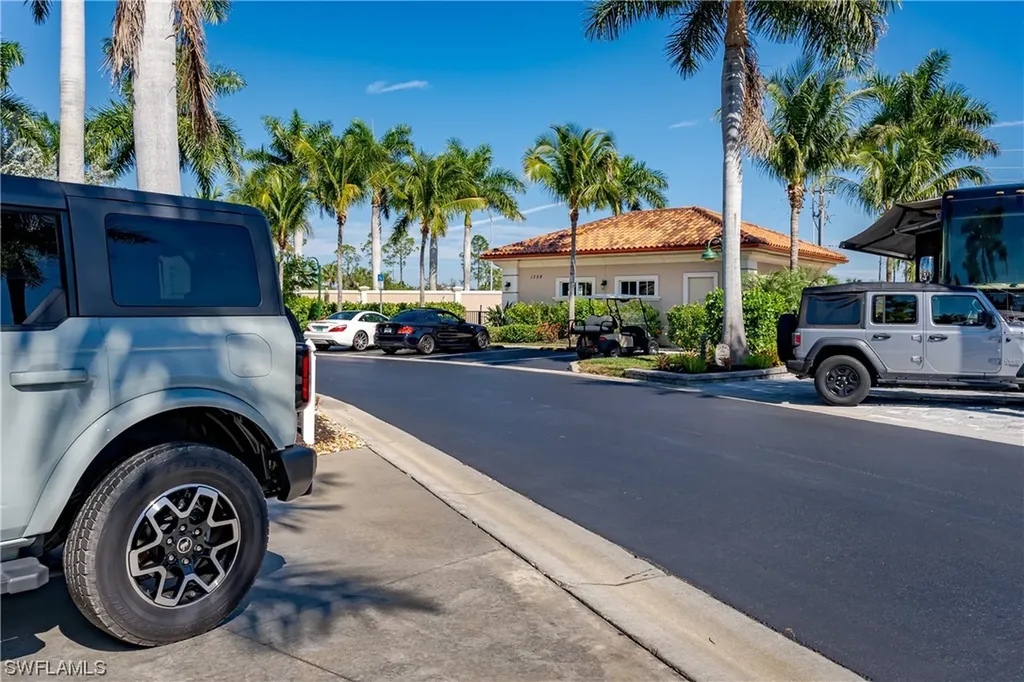 13592 Snook Circle Naples FL 34114