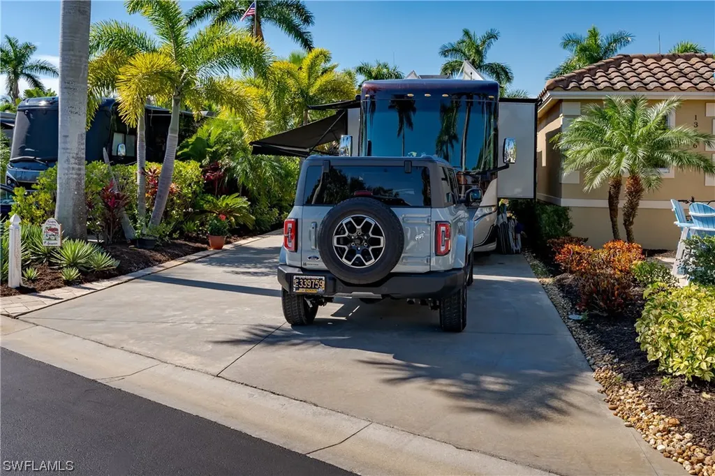 13592 Snook Circle Naples FL 34114