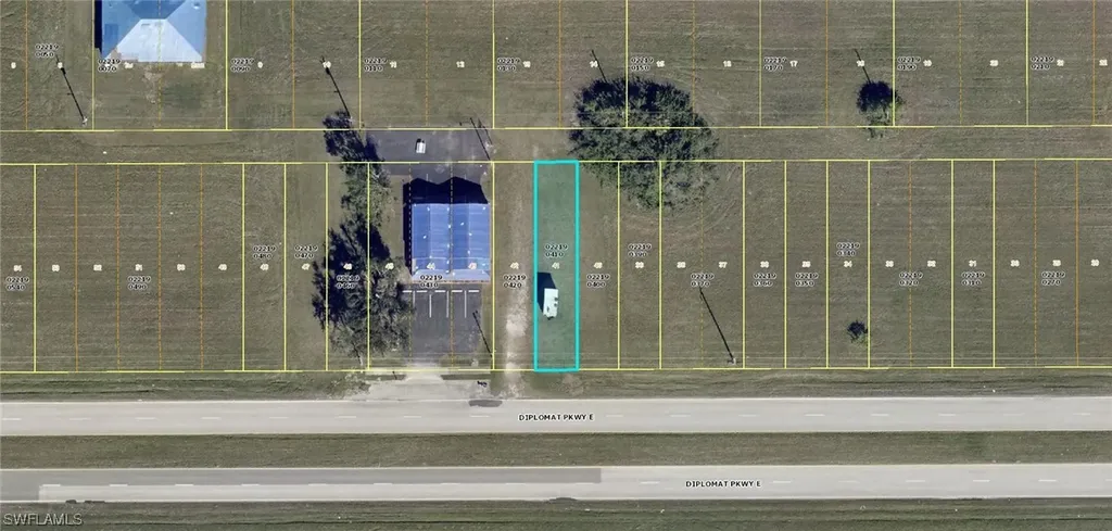 2139 Diplomat Parkway E Cape Coral FL 33909