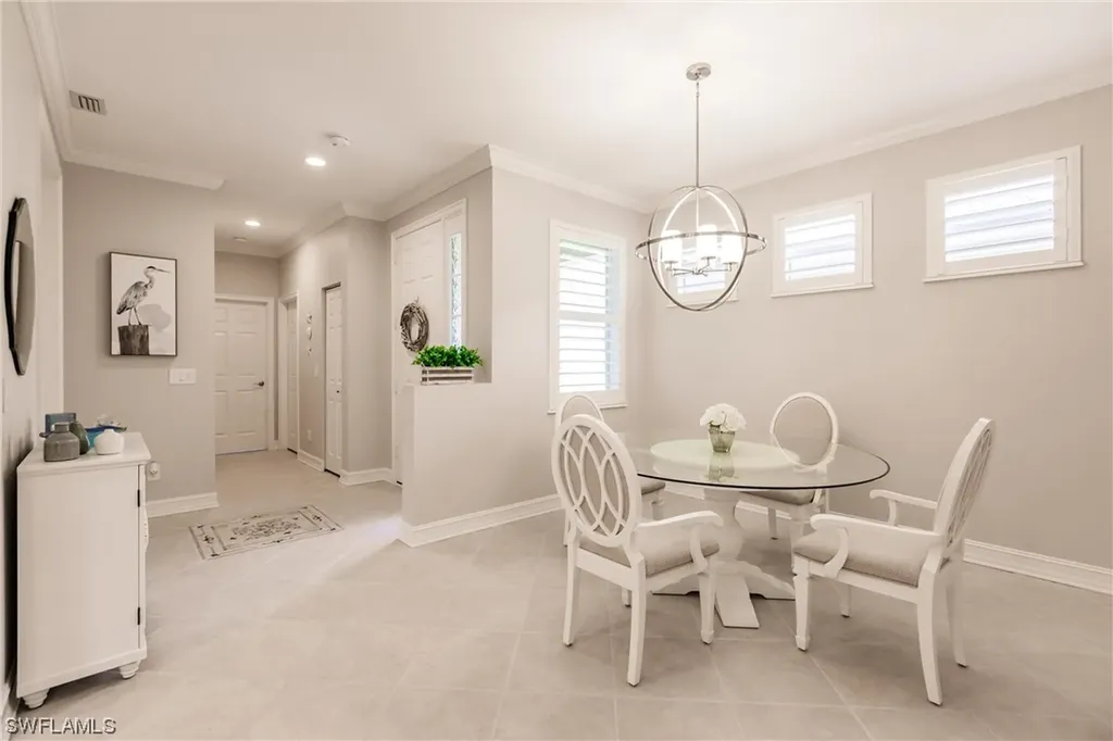 1912 Tarpon Bay Drive N Naples FL 34119