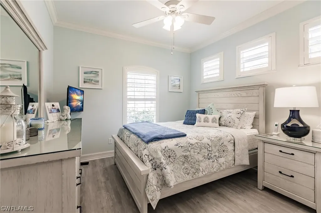 1912 Tarpon Bay Drive N Naples FL 34119