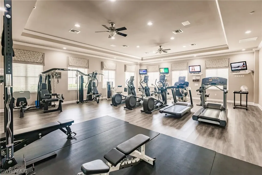 1912 Tarpon Bay Drive N Naples FL 34119