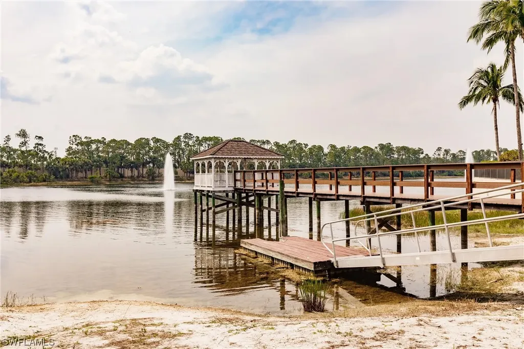 1912 Tarpon Bay Drive N Naples FL 34119