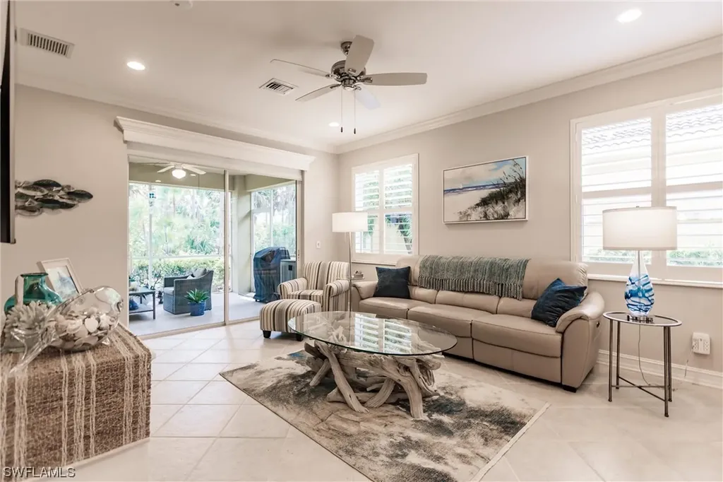 1912 Tarpon Bay Drive N Naples FL 34119