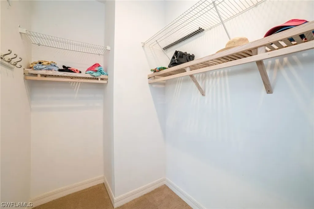 4008 Kensington High Street Naples FL 34105