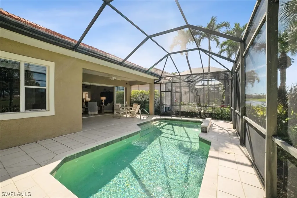 4008 Kensington High Street Naples FL 34105