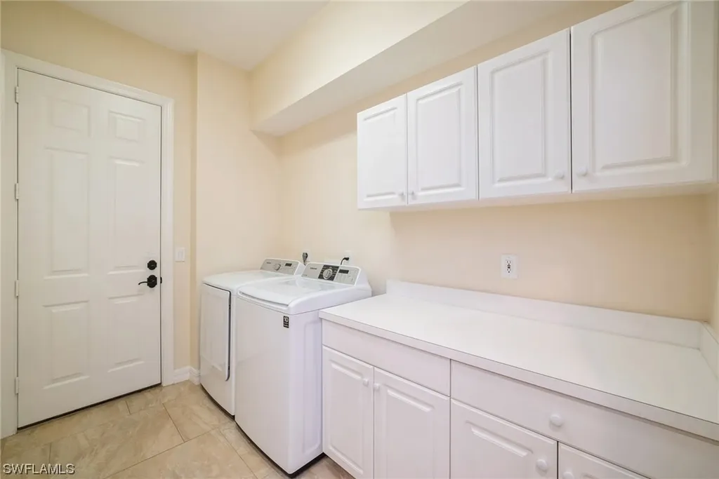 4008 Kensington High Street Naples FL 34105