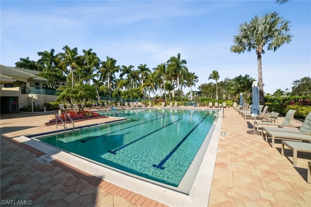 4008 Kensington High Street Naples FL 34105