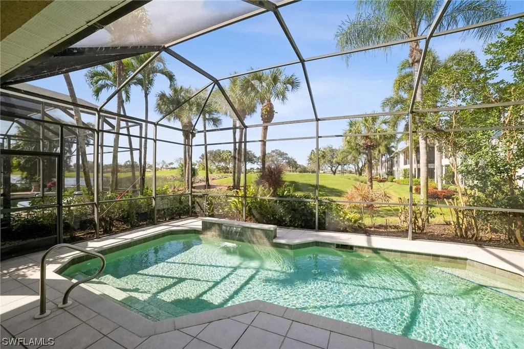 4008 Kensington High Street Naples FL 34105