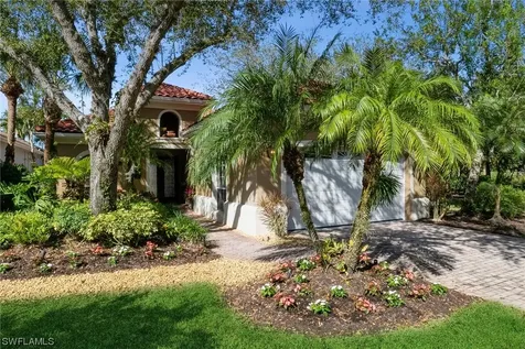 4008 Kensington High Street Naples FL 34105