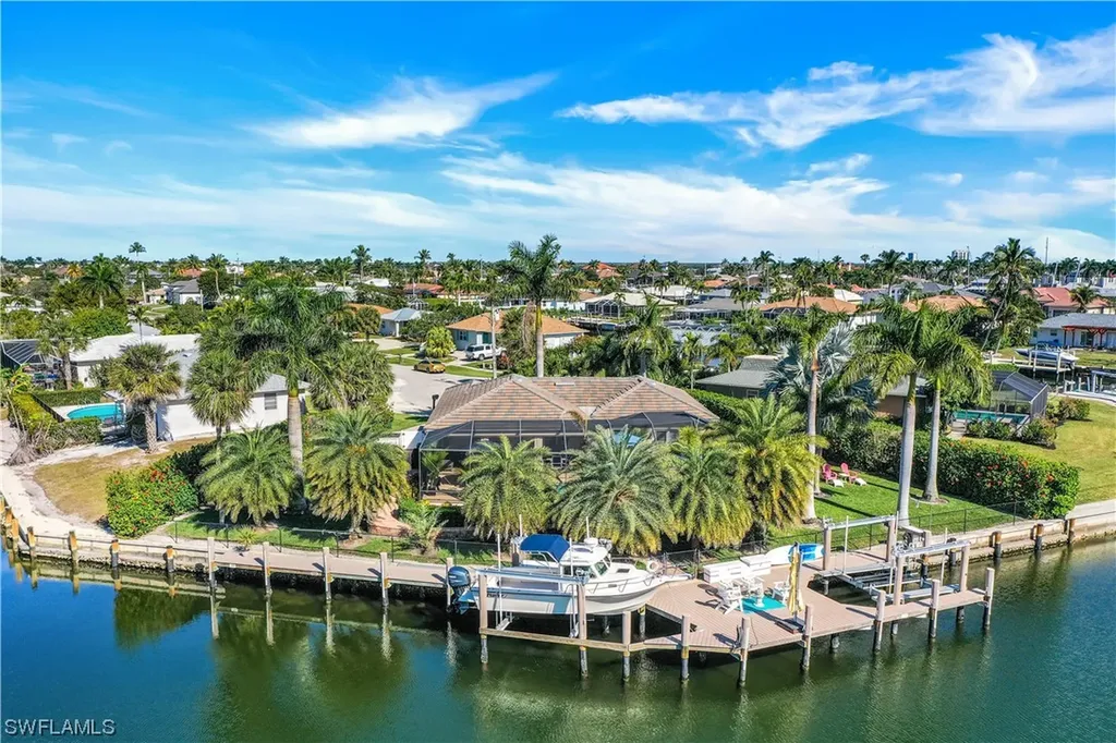 746 Apple Court Marco Island FL 34145