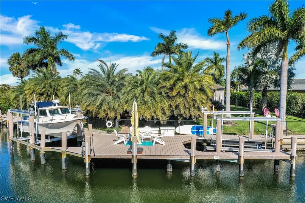 746 Apple Court Marco Island FL 34145