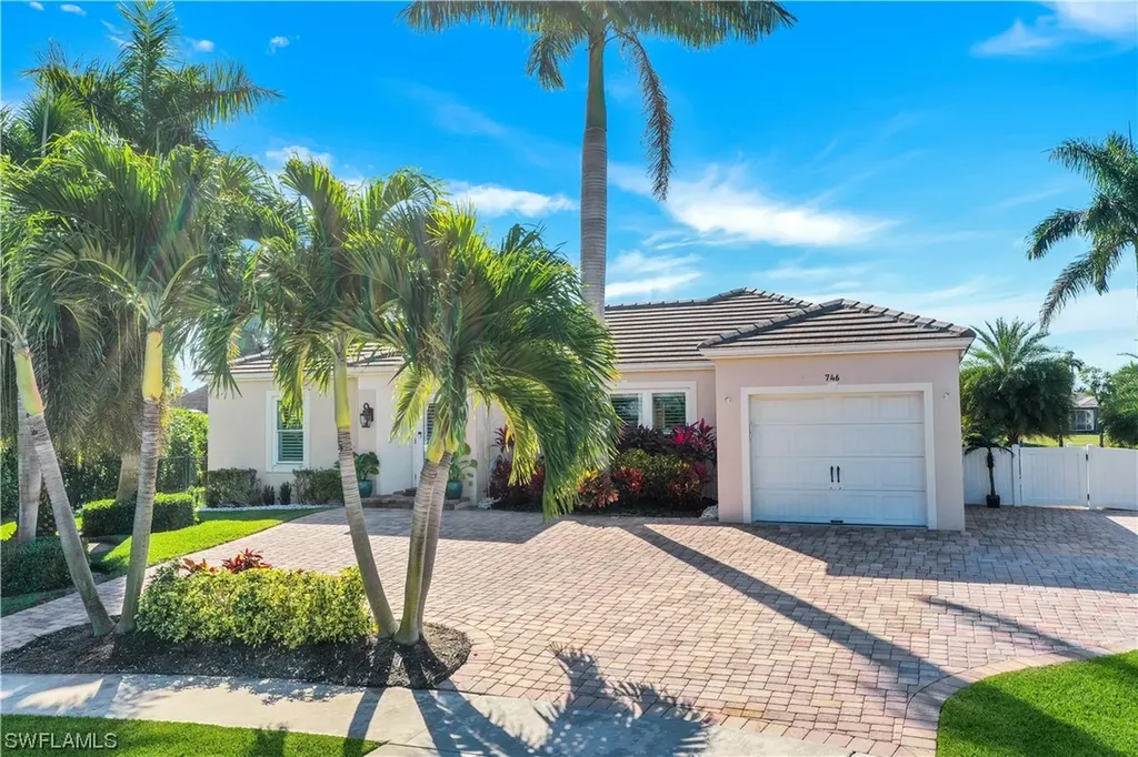746 Apple Court Marco Island FL 34145