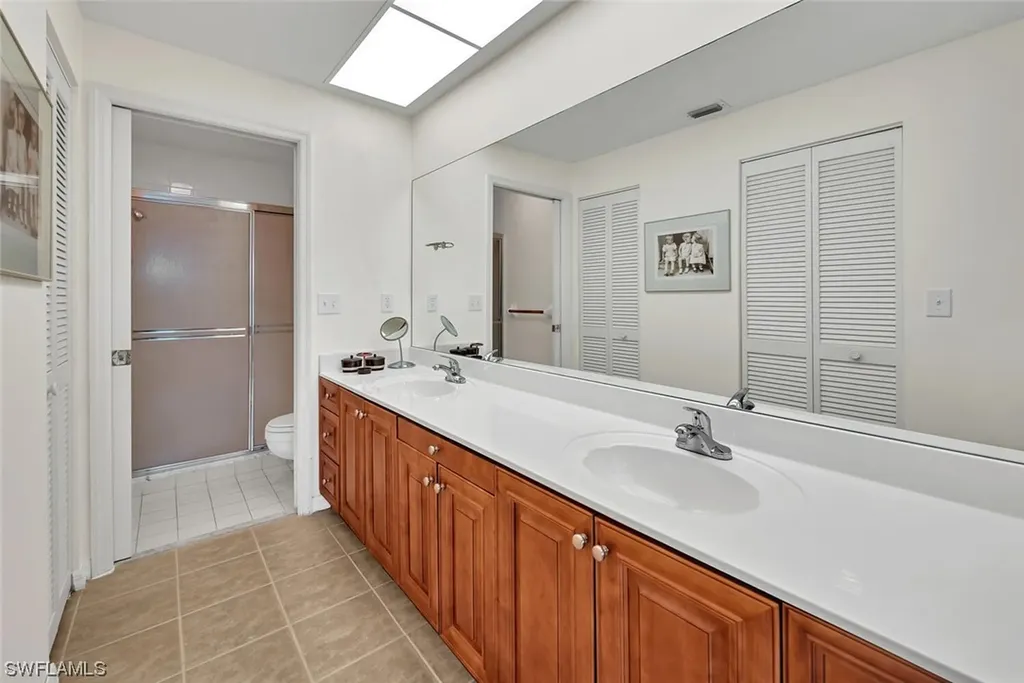 824 Tanbark Drive Naples FL 34108