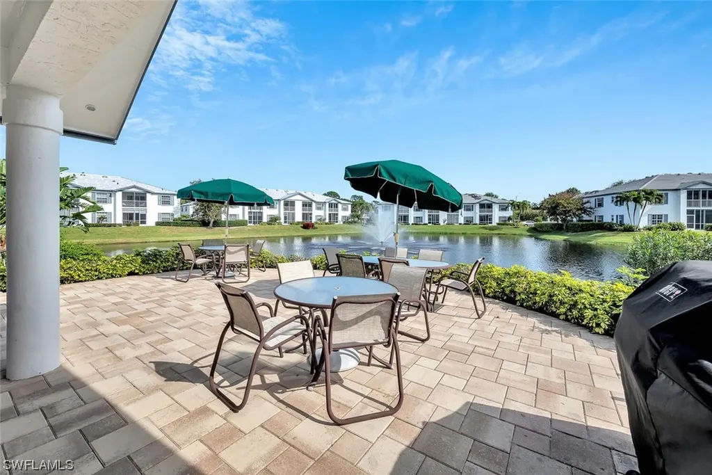 824 Tanbark Drive Naples FL 34108