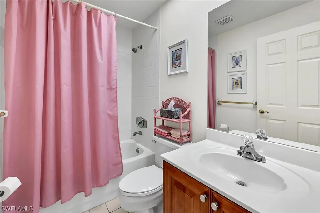 824 Tanbark Drive Naples FL 34108