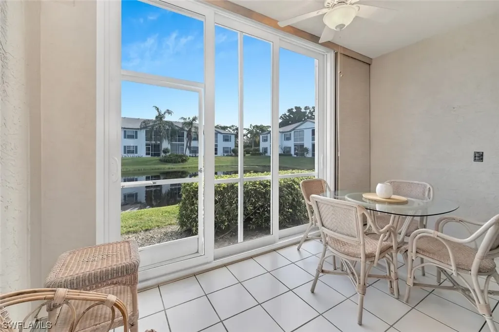 824 Tanbark Drive Naples FL 34108