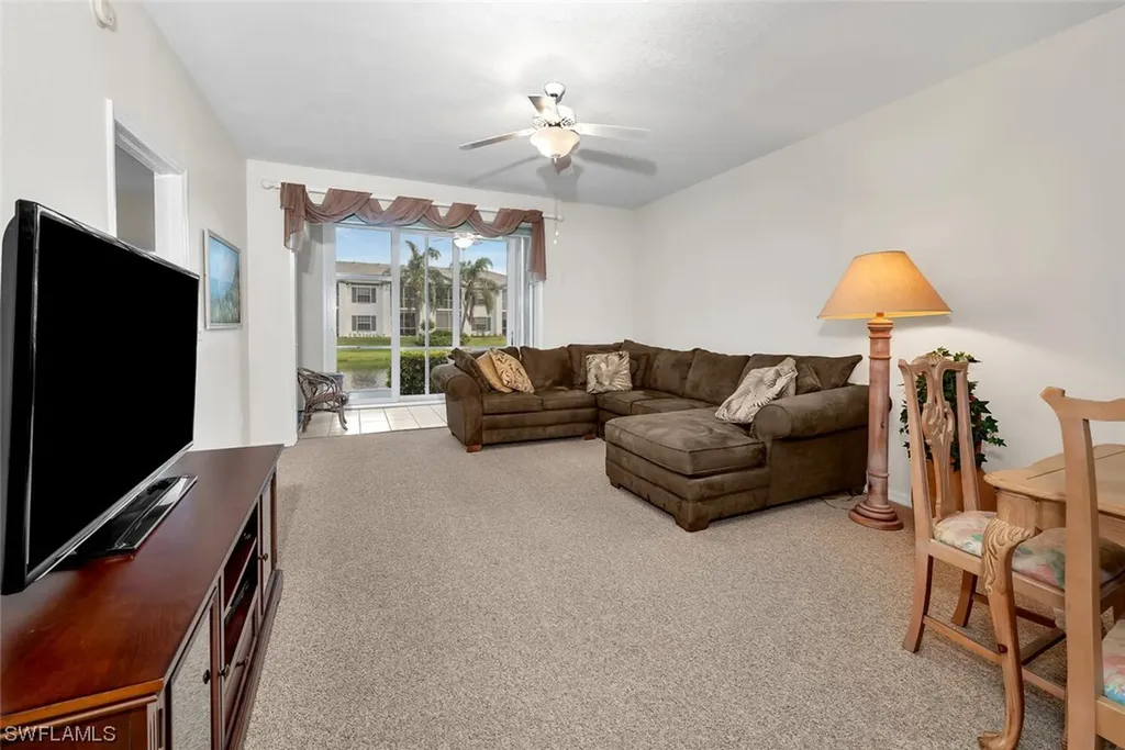 824 Tanbark Drive Naples FL 34108