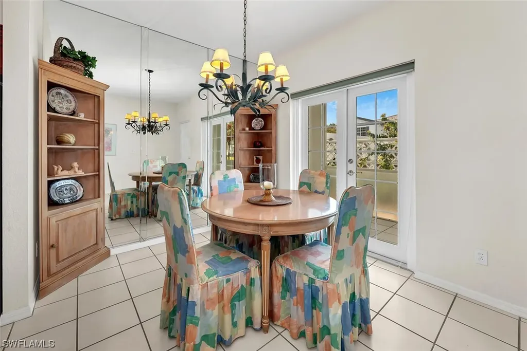 824 Tanbark Drive Naples FL 34108