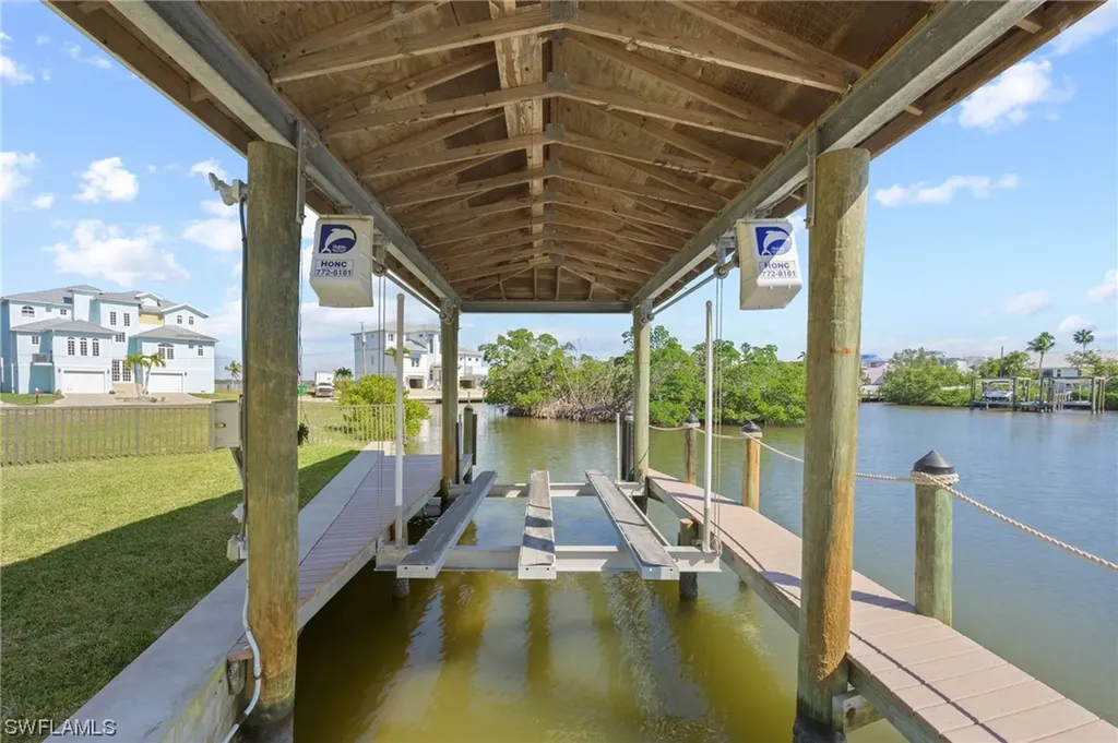 360 Seminole Way Fort Myers Beach FL 33931