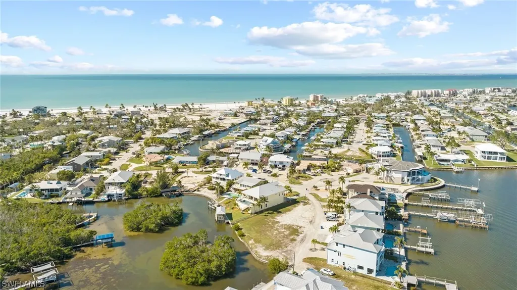360 Seminole Way Fort Myers Beach FL 33931