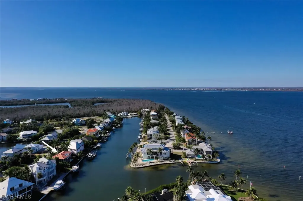 1500 Angel Drive Sanibel FL 33957