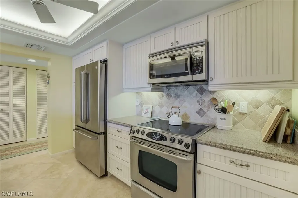 1605 Middle Gulf Drive Sanibel FL 33957