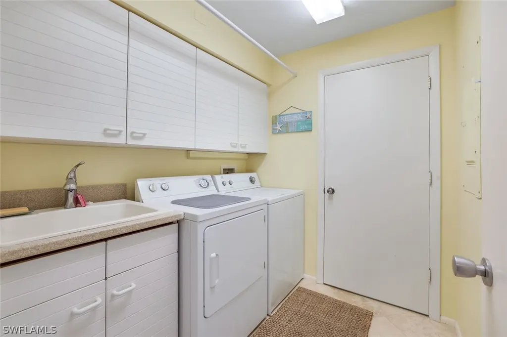 1605 Middle Gulf Drive Sanibel FL 33957