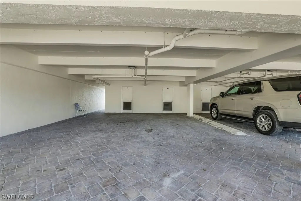 1605 Middle Gulf Drive Sanibel FL 33957