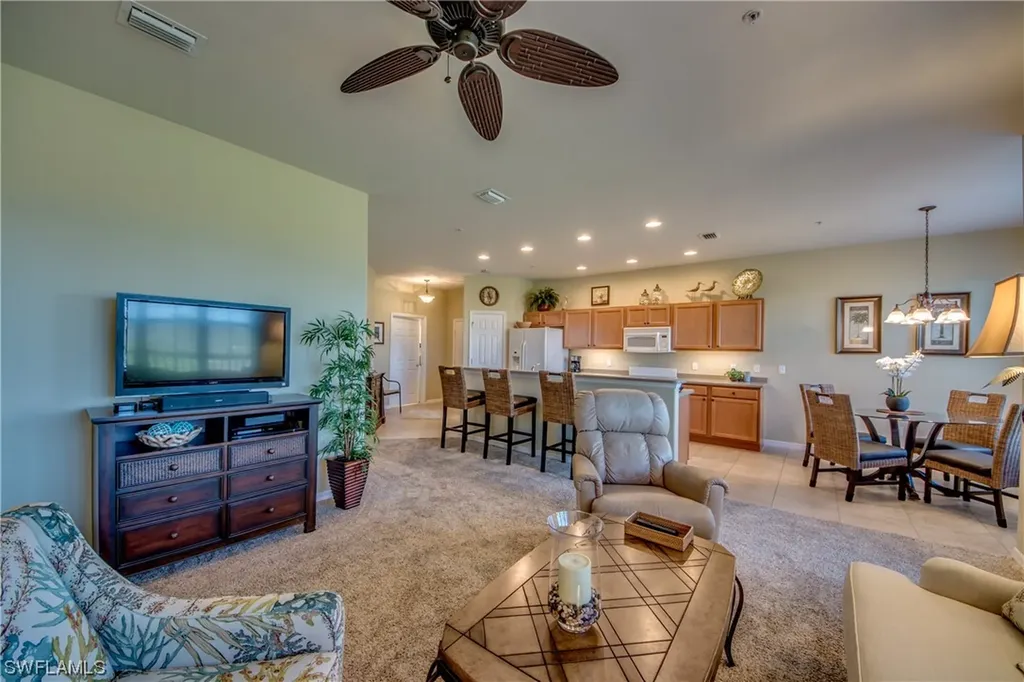 Fort Myers FL, 11741 Pasetto Lane, Unit 308